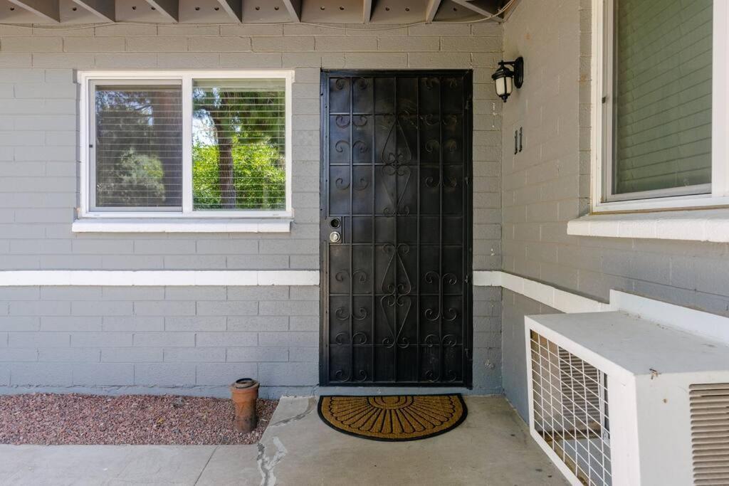 Apartamento Desert Chic - 2 Bed With Yard Scottsdale
